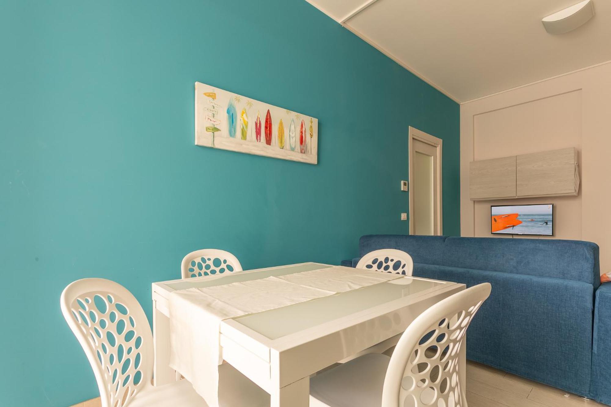 Case Vacanze Blue Bay Resort Roseto Degli Abruzzi Exterior foto